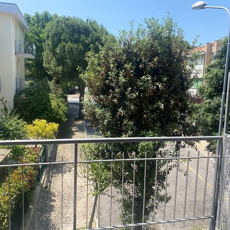 شقة Via Pesaro A/C مارشيللي المظهر الخارجي الصورة